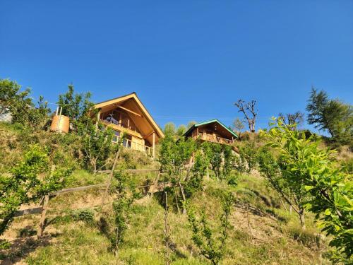 mountain a frame stay sainj