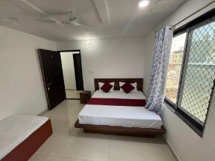 hotel shree radhe laxmi