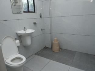 ramakkalmedu holidays inn