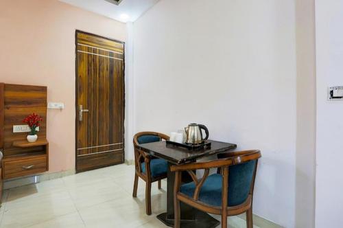 Nishka Residancy,,3 star