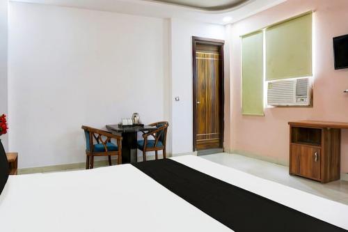 Nishka Residancy,,3 star