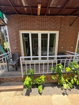 the leisure cave arambol goa