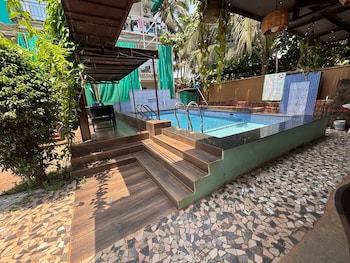 the leisure cave arambol goa