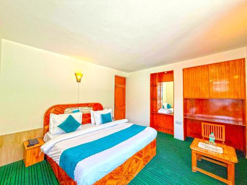 hotel the premium villa manali view