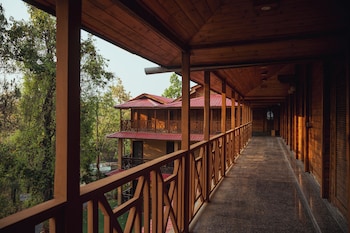 aavaas hill resort