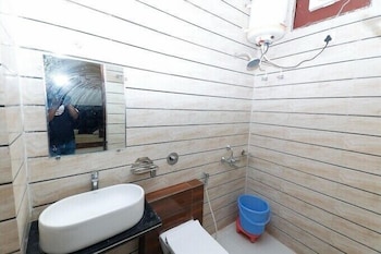 hotel ganga ashraye