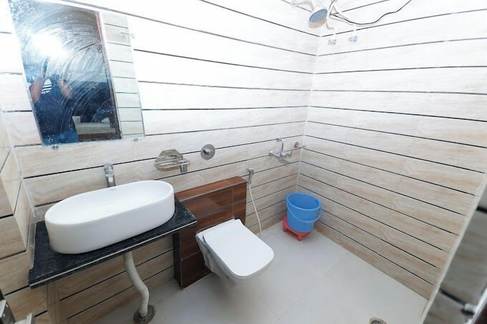 hotel ganga ashraye