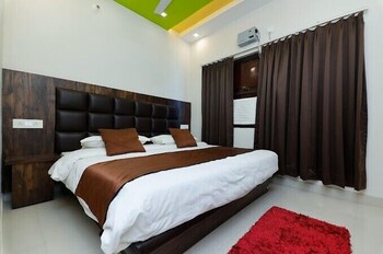 hotel ganga ashraye