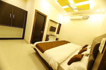 hotel ganga ashraye