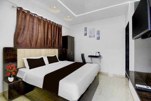 Townhouse Sapphire Star Chappan Market,,4 star