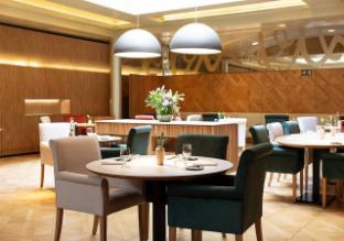 Hotel Precesion Palace Near Delhi Airport,,4 star