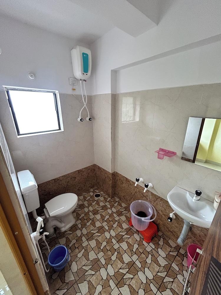 shubham suites and party hall