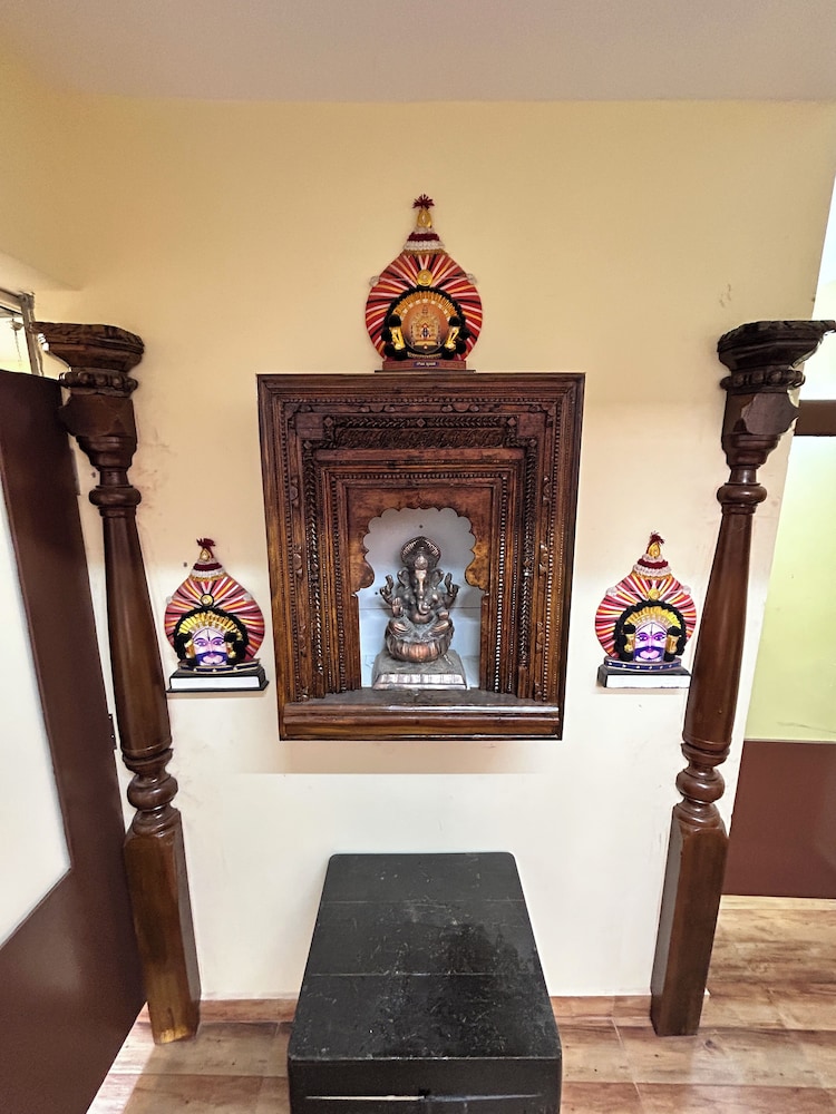 shubham suites and party hall