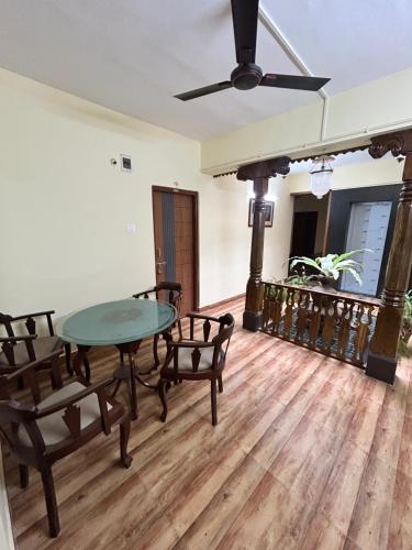 shubham suites and party hall