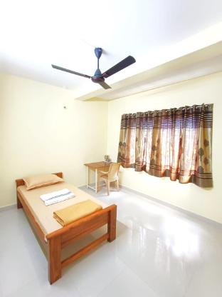 shubham suites and party hall