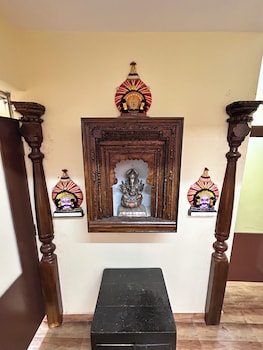 shubham suites and party hall