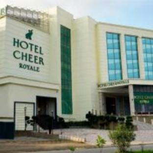 hotel cheer royale