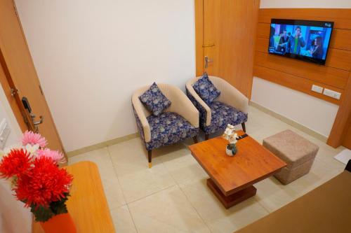 Hotel Cheer Royale,,3 star