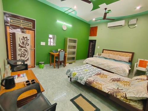 Neeta Homestay,,3 star