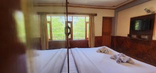 hostelam the mountain story