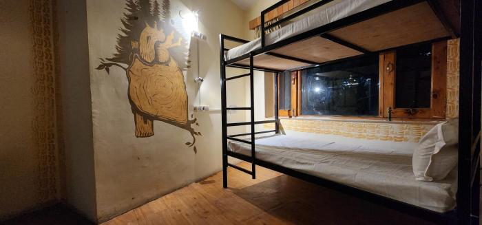 hostelam the mountain story