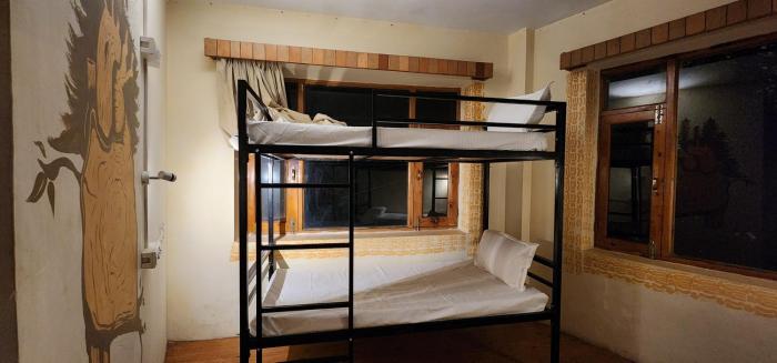 hostelam the mountain story