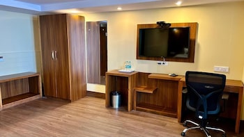 the leisure cave mussoorie