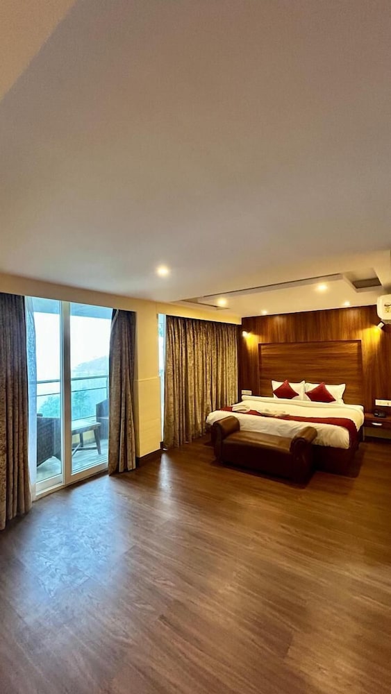 the leisure cave mussoorie