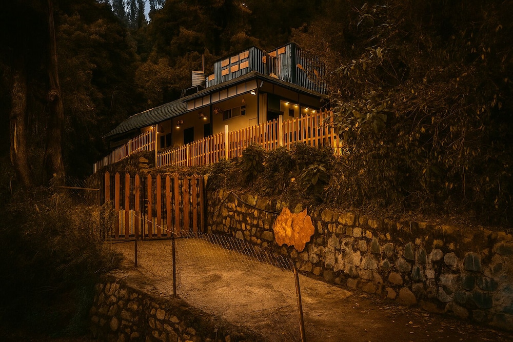 amber by the tamarillo