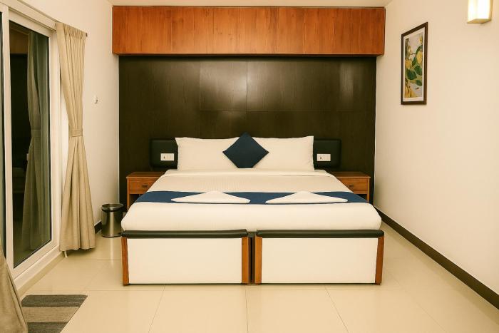 amber by the tamarillo