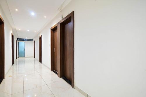 Hotel O Ujjain Railway Station Formerly Hotel Sanjay Kasliwal,,4 star