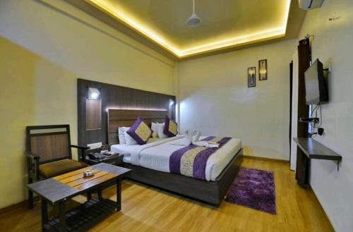 Hotel O Ujjain Railway Station Formerly Hotel Sanjay Kasliwal,,4 star