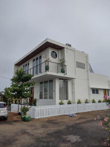 Bay Bliss - Ecr,,2 star