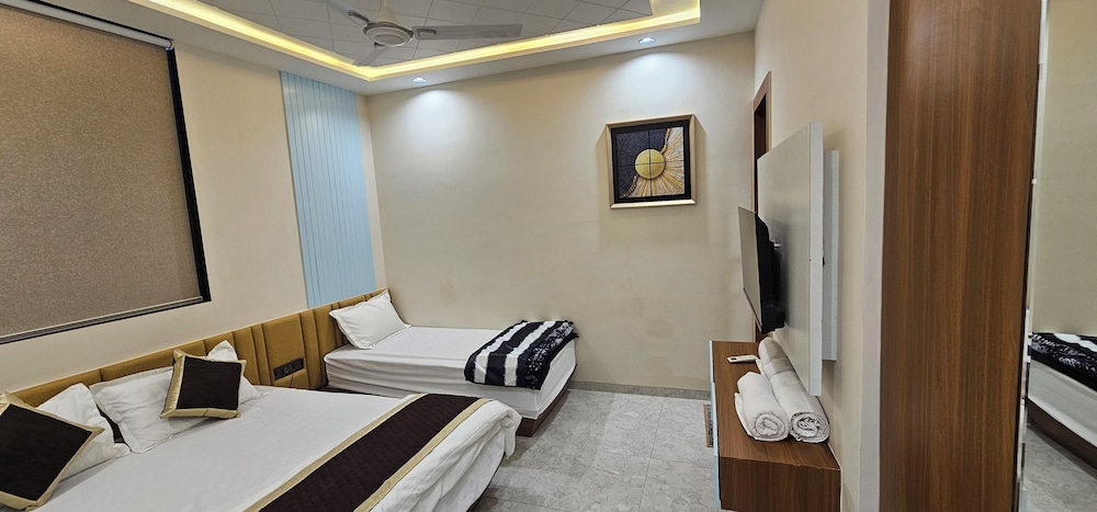 hotel nexus inn