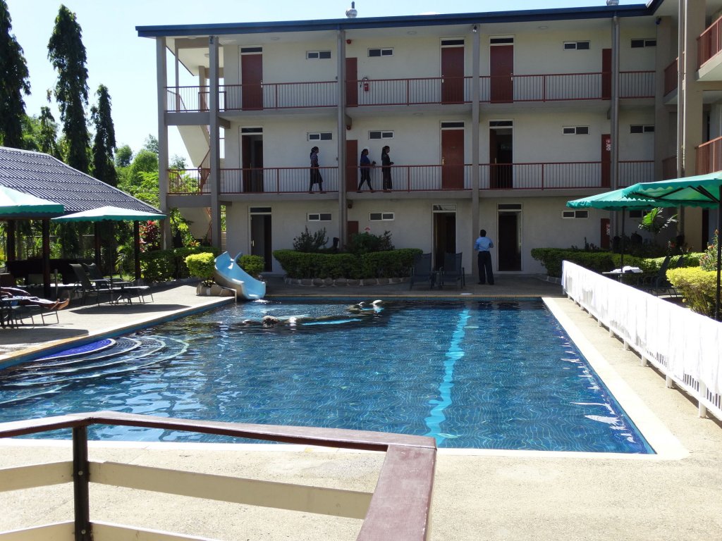 Trans International Hotel,Denarau Island>>Coral Coast,3 star