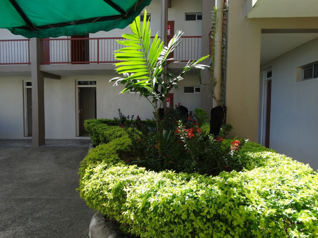 Trans International Hotel,Denarau Island>>Coral Coast,3 star