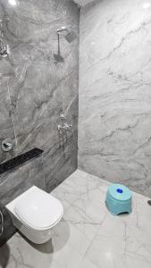 ojas royale banquet and hotel