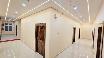 ojas royale banquet and hotel