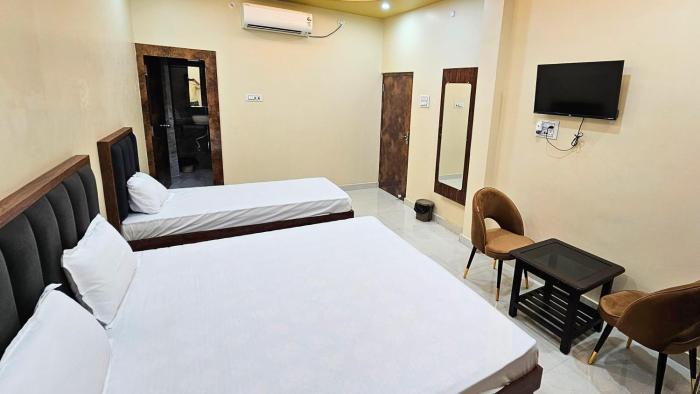 ojas royale banquet and hotel