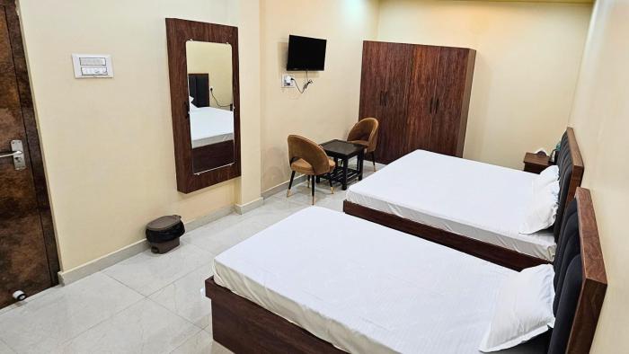 ojas royale banquet and hotel