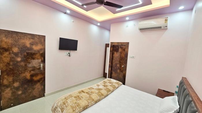 ojas royale banquet and hotel