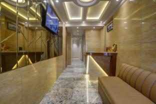 Starville Hotel,,3 star