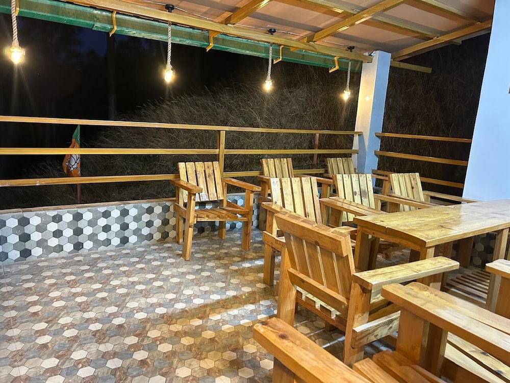 abodes himalaya view