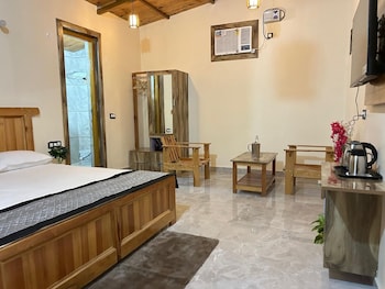 abodes himalaya view