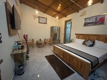 abodes himalaya view