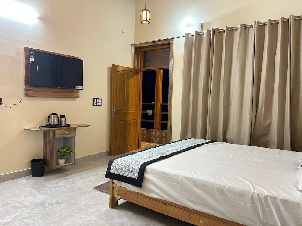 abodes himalaya view