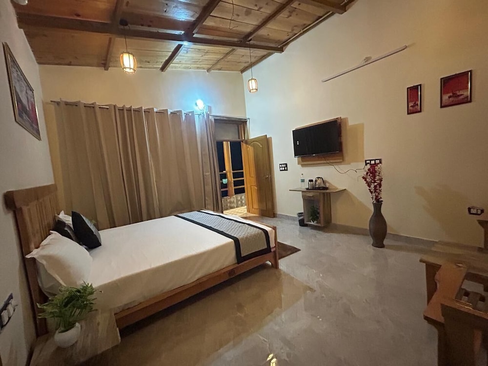 abodes himalaya view