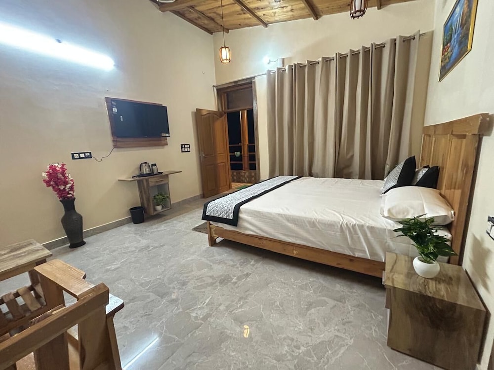 abodes himalaya view