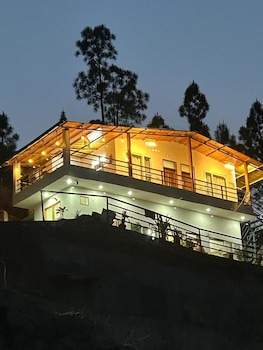 abodes himalaya view