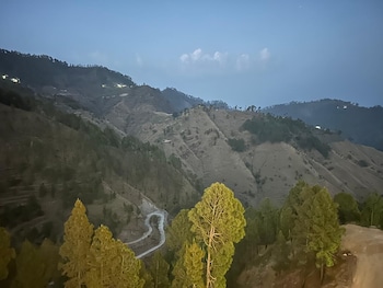 abodes himalaya view